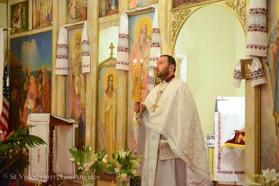 Утреня Пасхи. Хресний хід, Літургія і освячення великодних кошиків