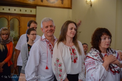 Утреня Пасхи і освячення великодних кошиків. Парафіяльний святковий сніданок