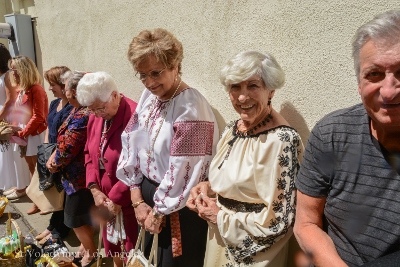 Утреня Пасхи і освячення великодних кошиків. Парафіяльний святковий сніданок