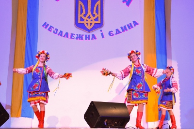 Celebrating the 26th anniversary of Ukrainian Independence.  Festive concert and dinner in Ukrainian Cultural Center.