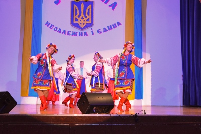 Celebrating the 26th anniversary of Ukrainian Independence.  Festive concert and dinner in Ukrainian Cultural Center.