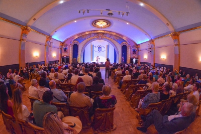 Celebrating the 26th anniversary of Ukrainian Independence.  Festive concert and dinner in Ukrainian Cultural Center.