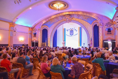 Celebrating the 26th anniversary of Ukrainian Independence.  Festive concert and dinner in Ukrainian Cultural Center.