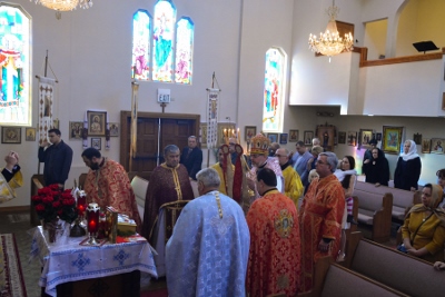 Greeting his Eminence Archbishop Daniel in St. Andrews church LA