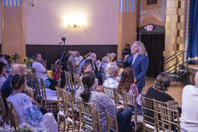 Celebrating the 27th anniversary of Ukrainian Independence.  Festive concert and dinner in Ukrainian Cultural Center.