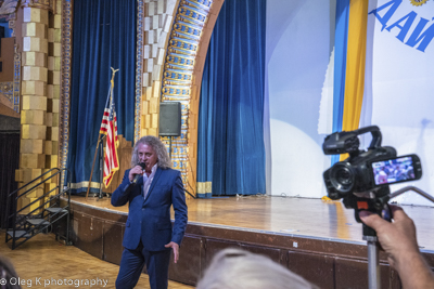 Celebrating the 27th anniversary of Ukrainian Independence.  Festive concert and dinner in Ukrainian Cultural Center.