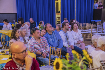 Celebrating the 27th anniversary of Ukrainian Independence.  Festive concert and dinner in Ukrainian Cultural Center.