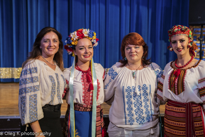 Celebrating the 27th anniversary of Ukrainian Independence.  Festive concert and dinner in Ukrainian Cultural Center.