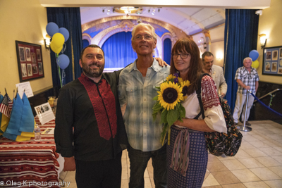 Celebrating the 27th anniversary of Ukrainian Independence.  Festive concert and dinner in Ukrainian Cultural Center.