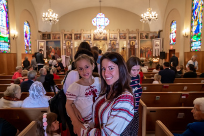 Утреня Пасхи і освячення великодних кошиків.