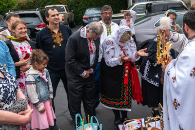 Утреня Пасхи і освячення великодних кошиків.