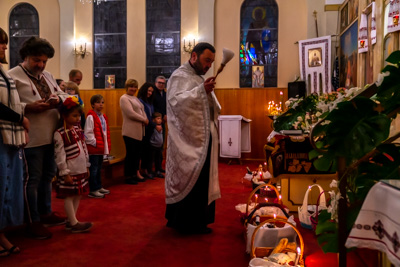 Хресний хід, Літургія і освячення великодних кошиків