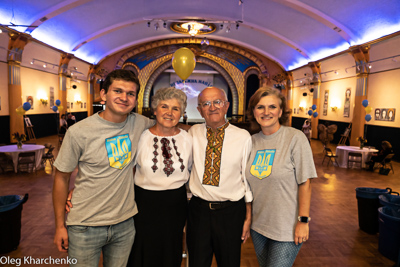 Celebrating the 28th anniversary of Ukrainian Independence.  Festive concert and dinner in Ukrainian Cultural Center.