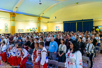 Celebrating the 28th anniversary of Ukrainian Independence.  Festive concert and dinner in Ukrainian Cultural Center.