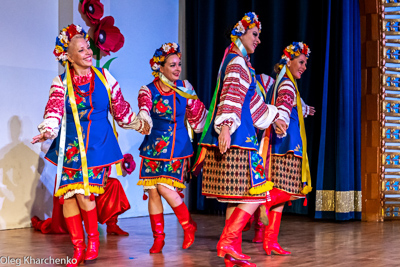 Celebrating the 28th anniversary of Ukrainian Independence.  Festive concert and dinner in Ukrainian Cultural Center.