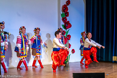 Celebrating the 28th anniversary of Ukrainian Independence.  Festive concert and dinner in Ukrainian Cultural Center.