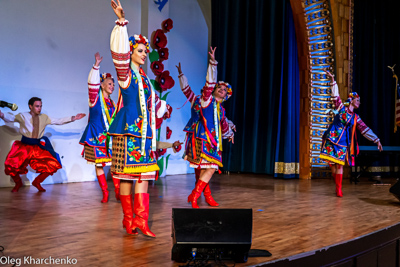 Celebrating the 28th anniversary of Ukrainian Independence.  Festive concert and dinner in Ukrainian Cultural Center.