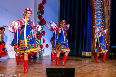 Celebrating the 28th anniversary of Ukrainian Independence.  Festive concert and dinner in Ukrainian Cultural Center.