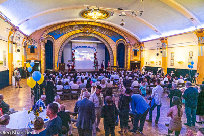 Celebrating the 28th anniversary of Ukrainian Independence.  Festive concert and dinner in Ukrainian Cultural Center.