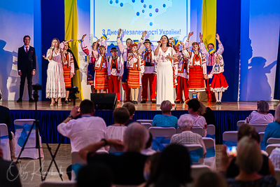 Celebrating the 30th anniversary of Ukrainian Independence.  Festive concert in Ukrainian Cultural Center.