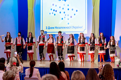 Celebrating the 30th anniversary of Ukrainian Independence.  Festive concert in Ukrainian Cultural Center.