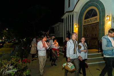 Хресний хід, Літургія і освячення великодних кошиків