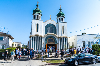 Утреня Пасхи і освячення великодних кошиків.