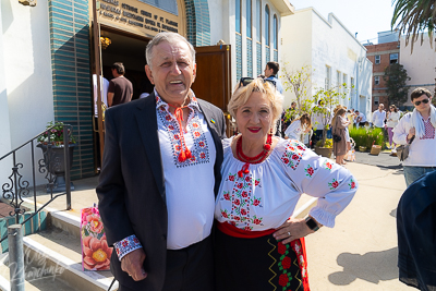 Утреня Пасхи і освячення великодних кошиків.