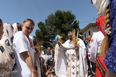 Утреня Пасхи і освячення великодних кошиків.