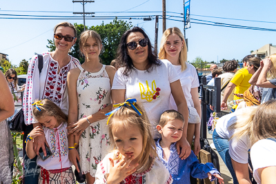 Утреня Пасхи і освячення великодних кошиків.