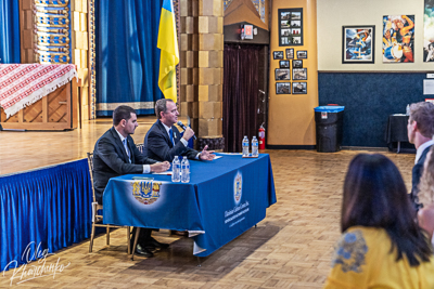 Celebrating the 31th anniversary of Ukrainian Independence.  Festive concert in Ukrainian Cultural Center.