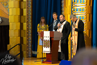 Celebrating the 31th anniversary of Ukrainian Independence.  Festive concert in Ukrainian Cultural Center.