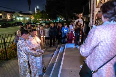 Хресний хід, Літургія і освячення великодних кошиків