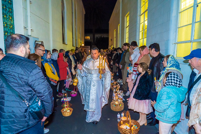 Хресний хід, Літургія і освячення великодних кошиків