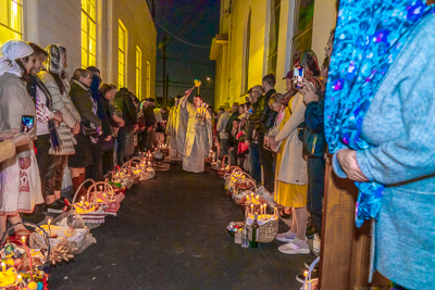 Хресний хід, Літургія і освячення великодних кошиків