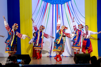 Celebrating the 32th anniversary of Ukrainian Independence.  Festive concert in Ukrainian Cultural Center.