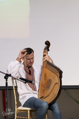 Celebrating the 32th anniversary of Ukrainian Independence.  Festive concert in Ukrainian Cultural Center.