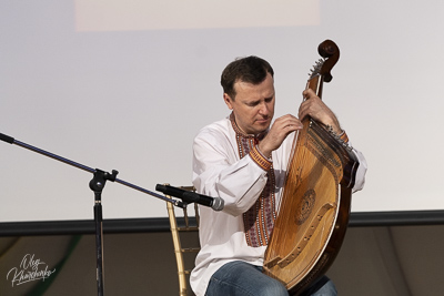 Celebrating the 32th anniversary of Ukrainian Independence.  Festive concert in Ukrainian Cultural Center.