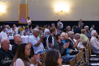 Celebrating the 32th anniversary of Ukrainian Independence.  Festive concert in Ukrainian Cultural Center.