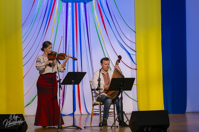 Celebrating the 32th anniversary of Ukrainian Independence.  Festive concert in Ukrainian Cultural Center.