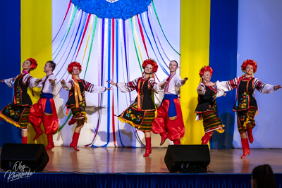 Celebrating the 32th anniversary of Ukrainian Independence.  Festive concert in Ukrainian Cultural Center.