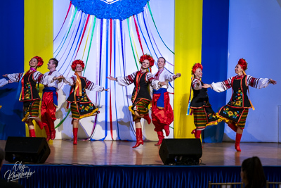 Celebrating the 32th anniversary of Ukrainian Independence.  Festive concert in Ukrainian Cultural Center.