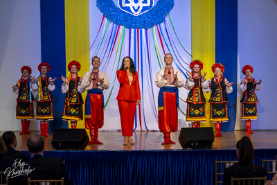 Celebrating the 32th anniversary of Ukrainian Independence.  Festive concert in Ukrainian Cultural Center.