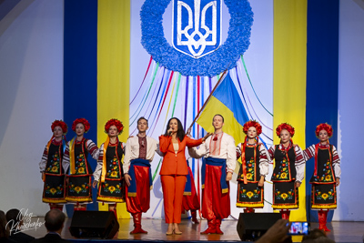 Celebrating the 32th anniversary of Ukrainian Independence.  Festive concert in Ukrainian Cultural Center.