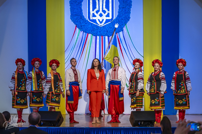 Celebrating the 32th anniversary of Ukrainian Independence.  Festive concert in Ukrainian Cultural Center.