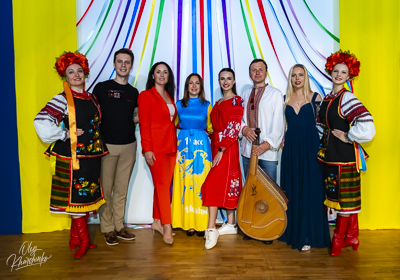 Celebrating the 32th anniversary of Ukrainian Independence.  Festive concert in Ukrainian Cultural Center.