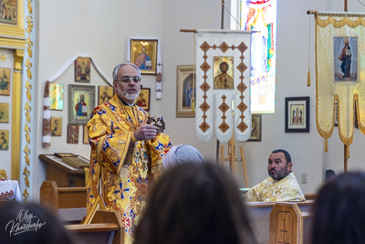 Greeting His Eminence Archbishop Daniel in St. Andrews church LA