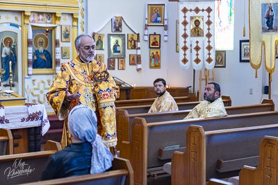 Greeting His Eminence Archbishop Daniel in St. Andrews church LA